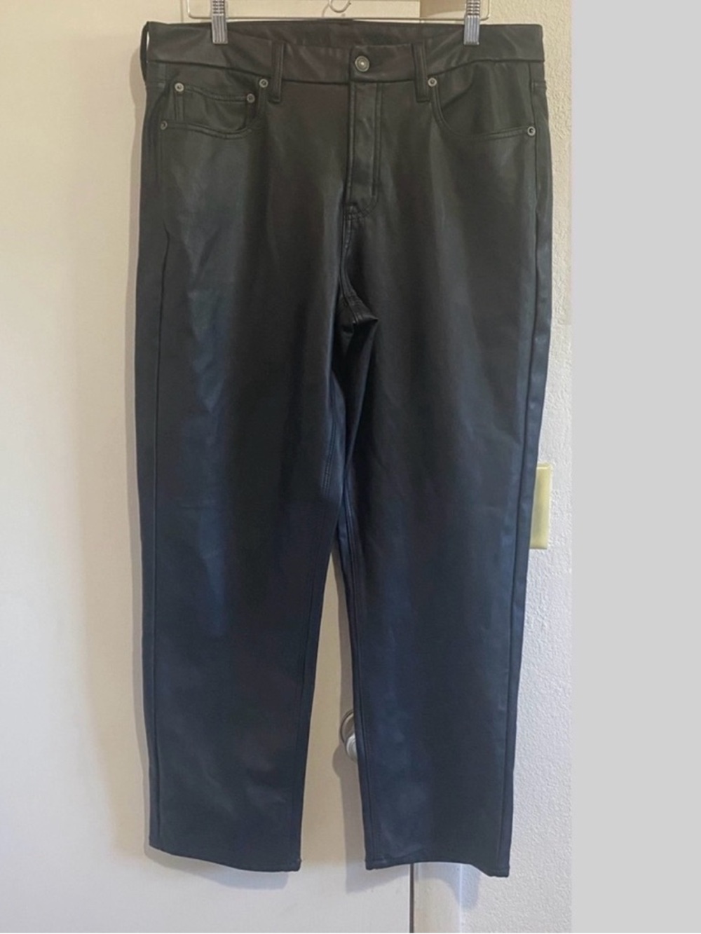 American Eagle Faux Leather Pants Women’s 16‎ Regular Black High Rise Straight